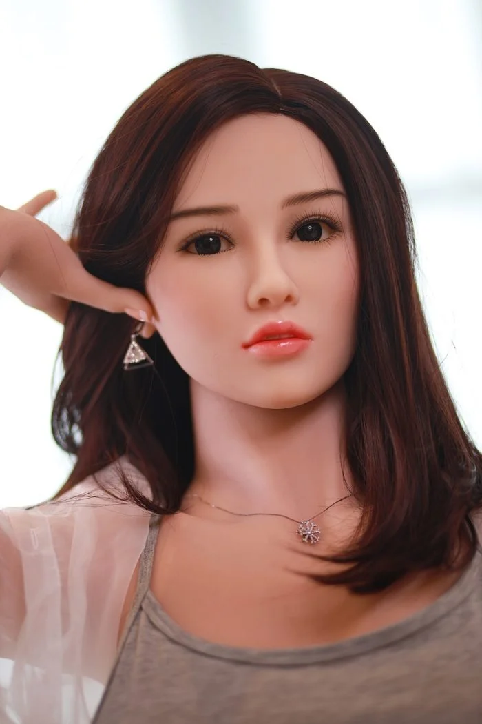 Lifesize Asian Sex Doll
